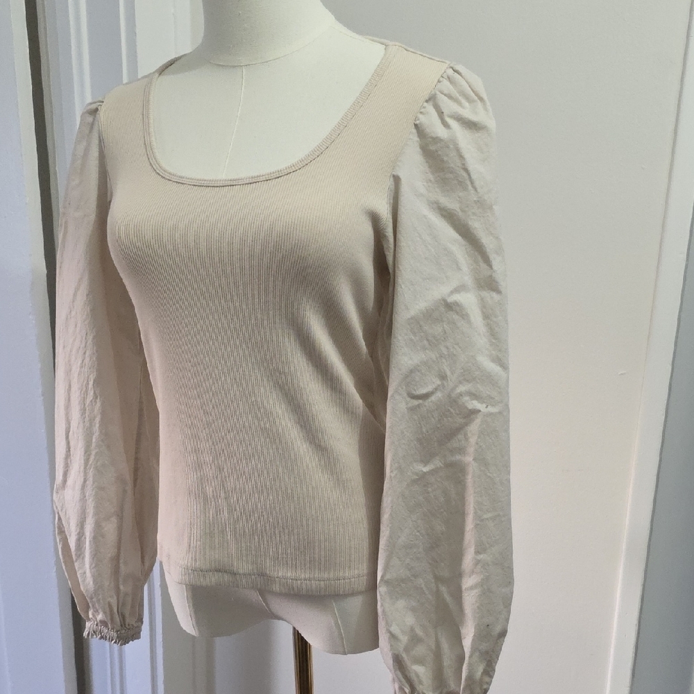 Old Navy Cream Ribbed Long Sleeve Top